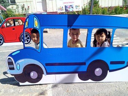 "Бағдаршам біздің досымыз" атты тақырыптық ұйымдастырылған оқу қызметі "Көгершін" ересек тобы