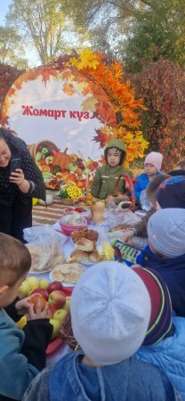 Күзгі жәрмеңке "Адал азамат" біртұтас тәрбие бағдарламасы жоспарына сәйкес